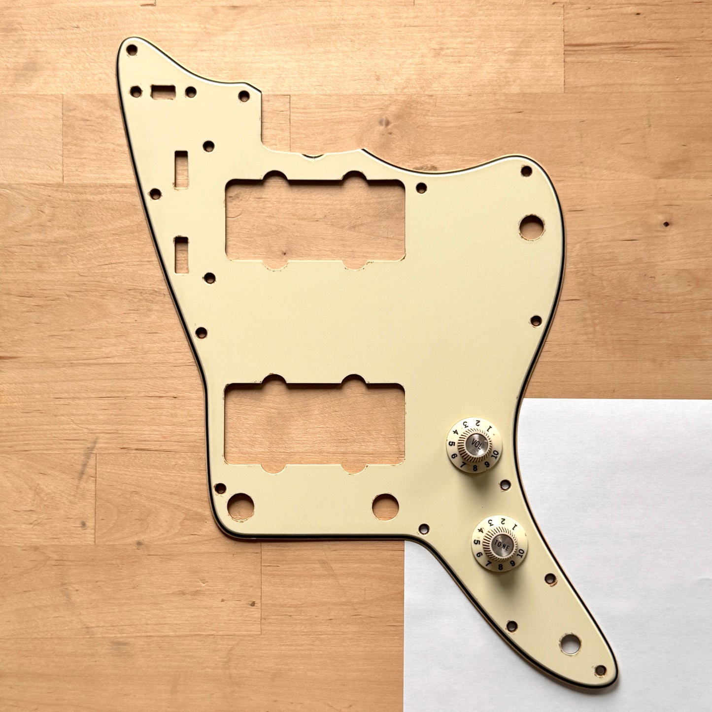 1965 Jazzmaster® Pickguard in Mint