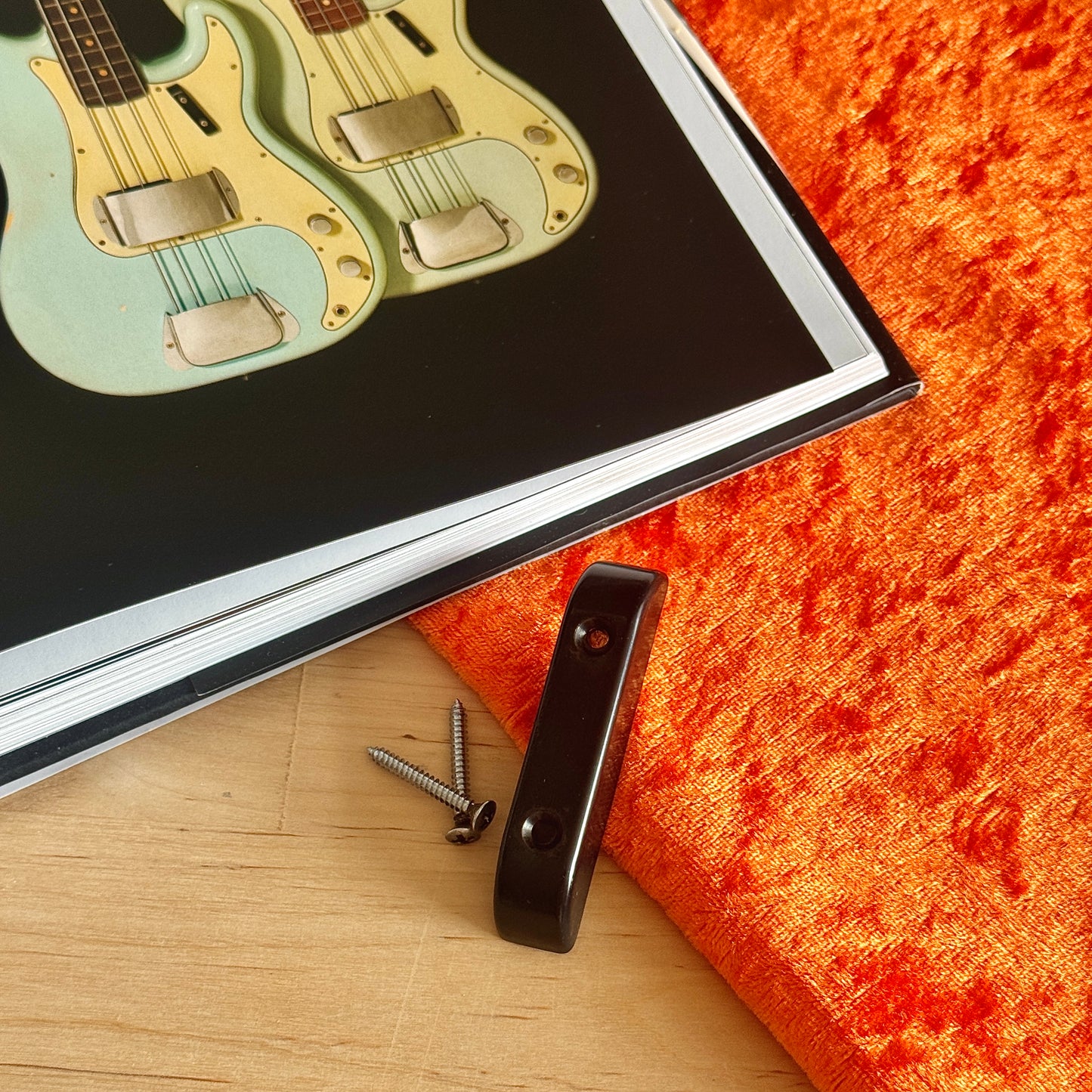 Vintage Thumb Rest for Fender® Basses