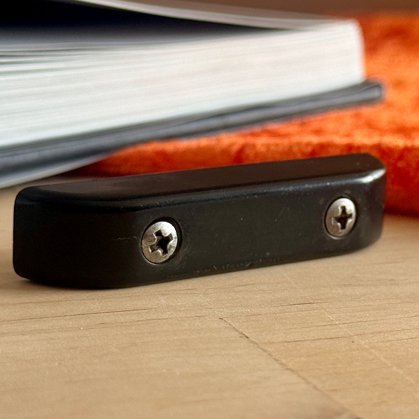 Vintage Thumb Rest for Fender® Basses