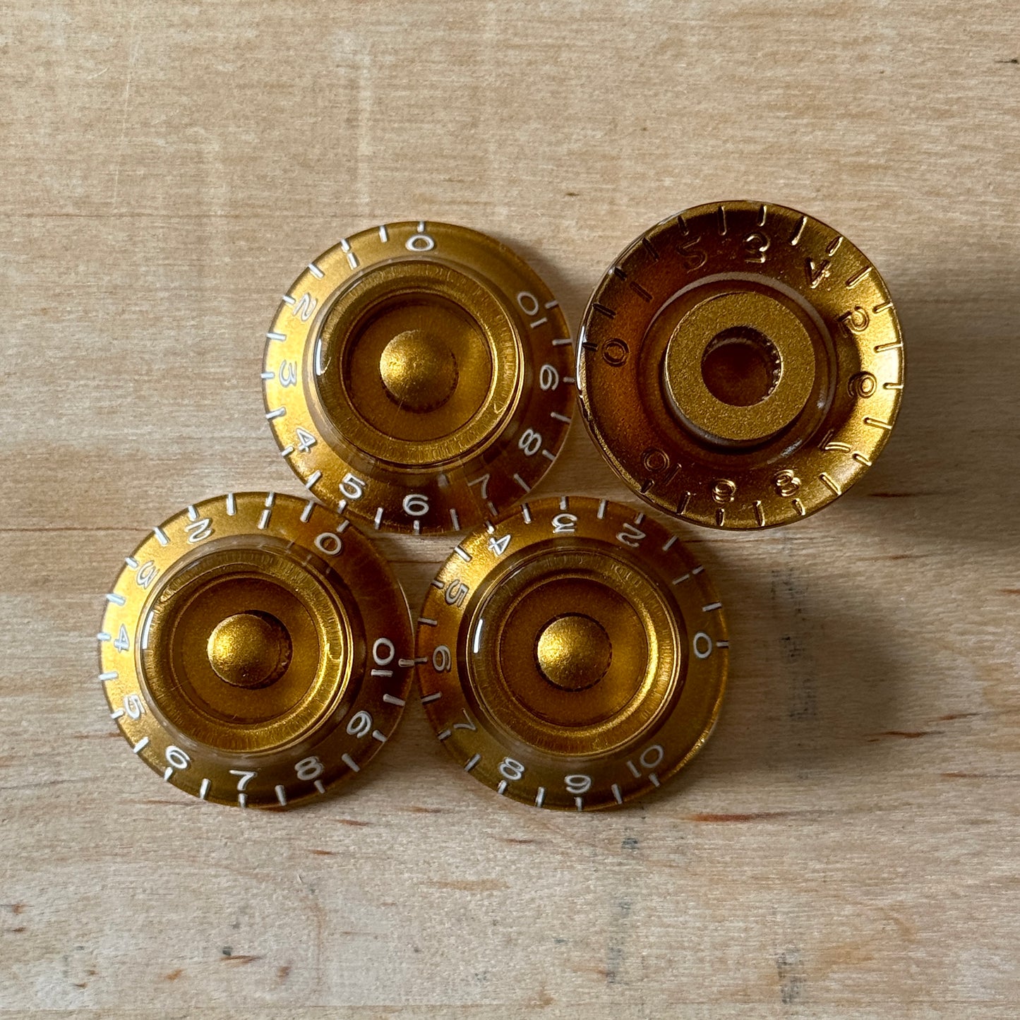 VOS • 1959 Bell / Top Hat Knobs (Vintage Gold)