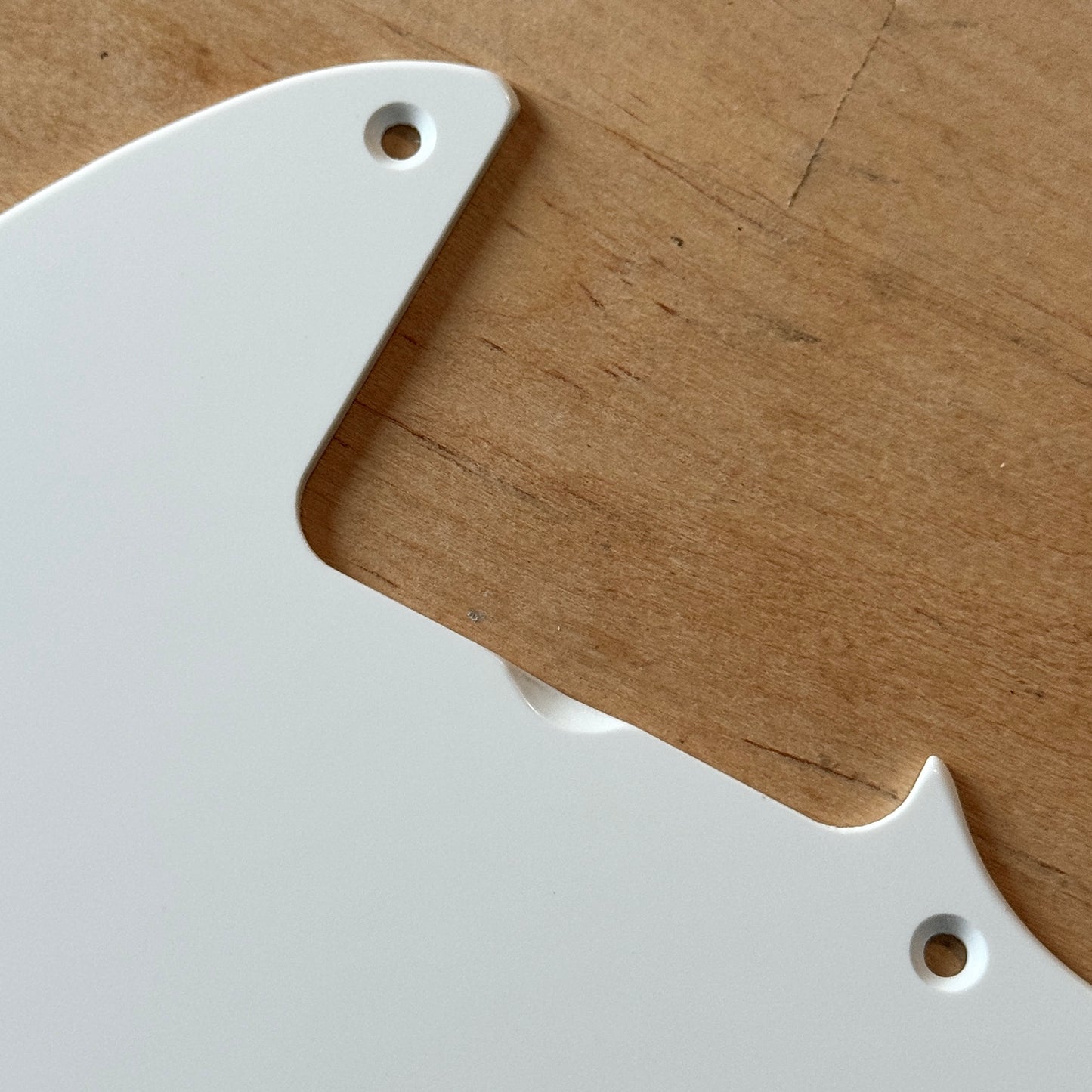 1960 Esquire® Pickguard in White (Thicker 1 Ply)
