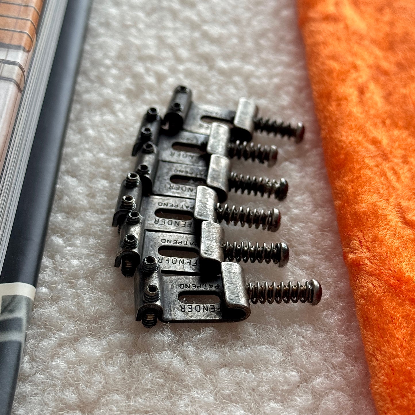 Pre-CBS • Pat Pend Strat® Saitenreiter Replika