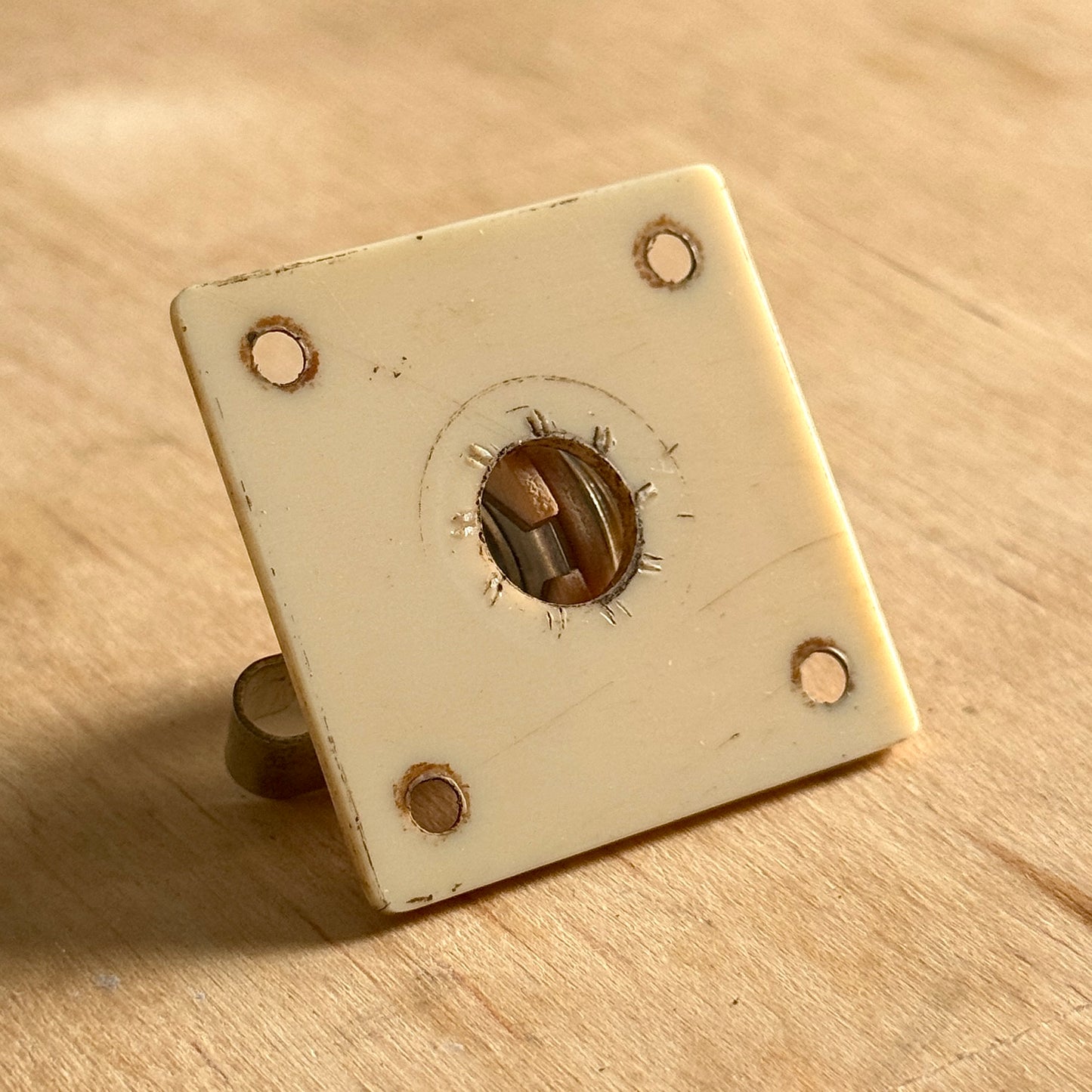 1950's Les Paul® Square Jack Plate