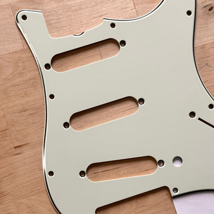 VOS • 1959 Strat Pickguard in Mint (Multi Pattern)