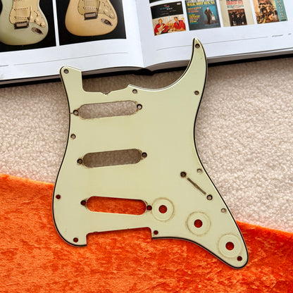 1962 Strat® Pickguard in Mint