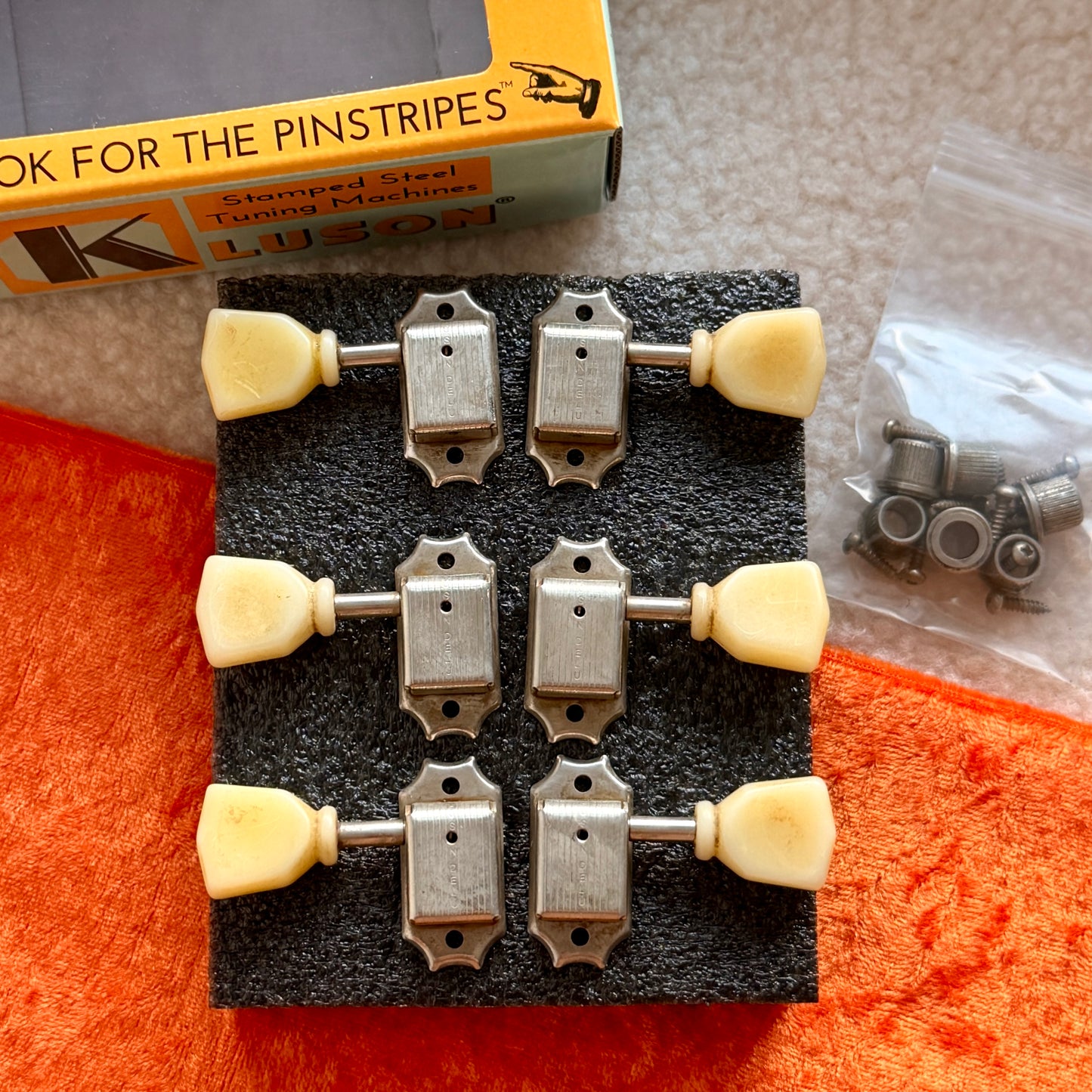 Kluson® Deluxe Single Line Single Ring Tuners • Gibson Style