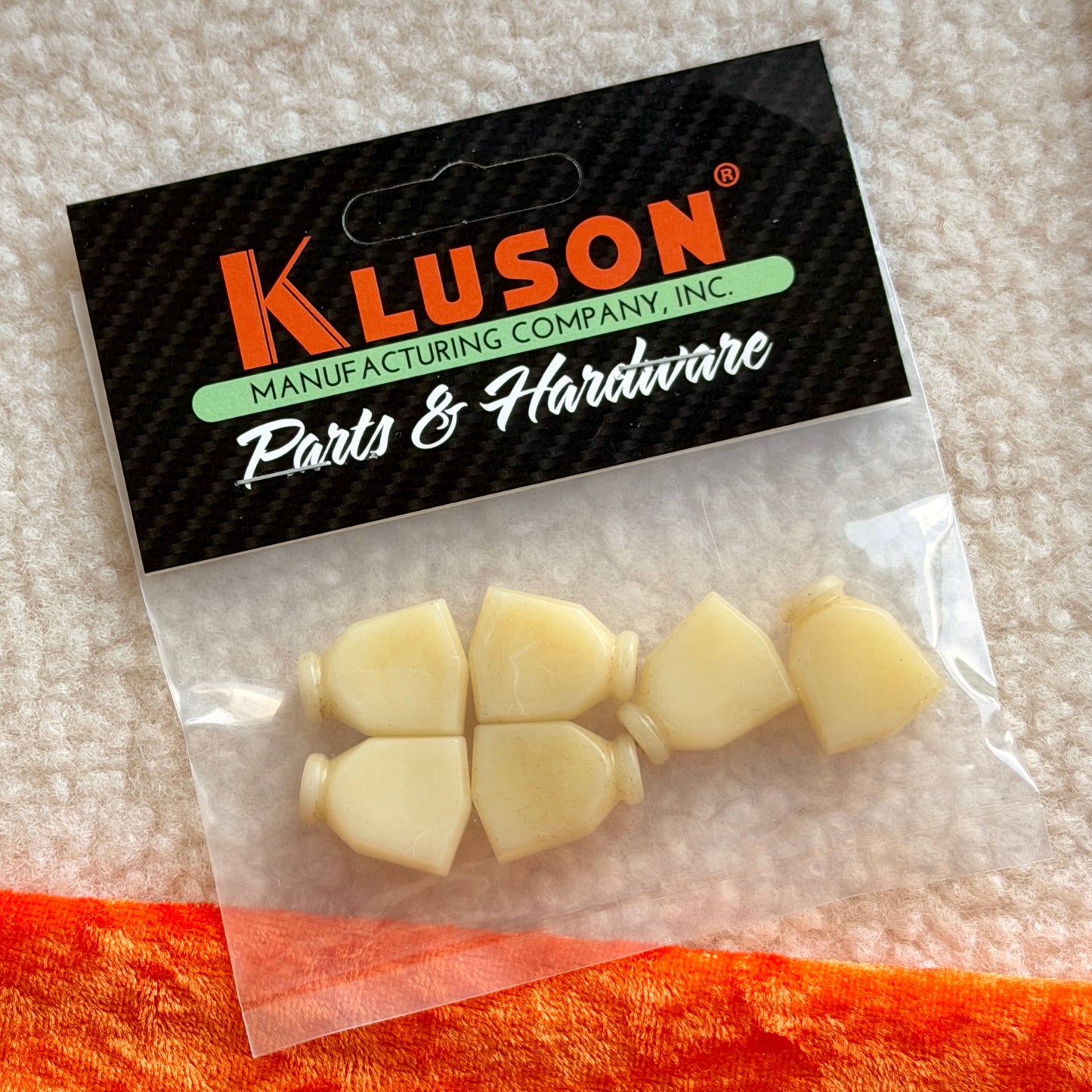 Kluson® Single Ring Keystone Button
