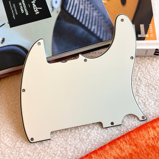 1960's Esquire® Pickguard in White Parchment