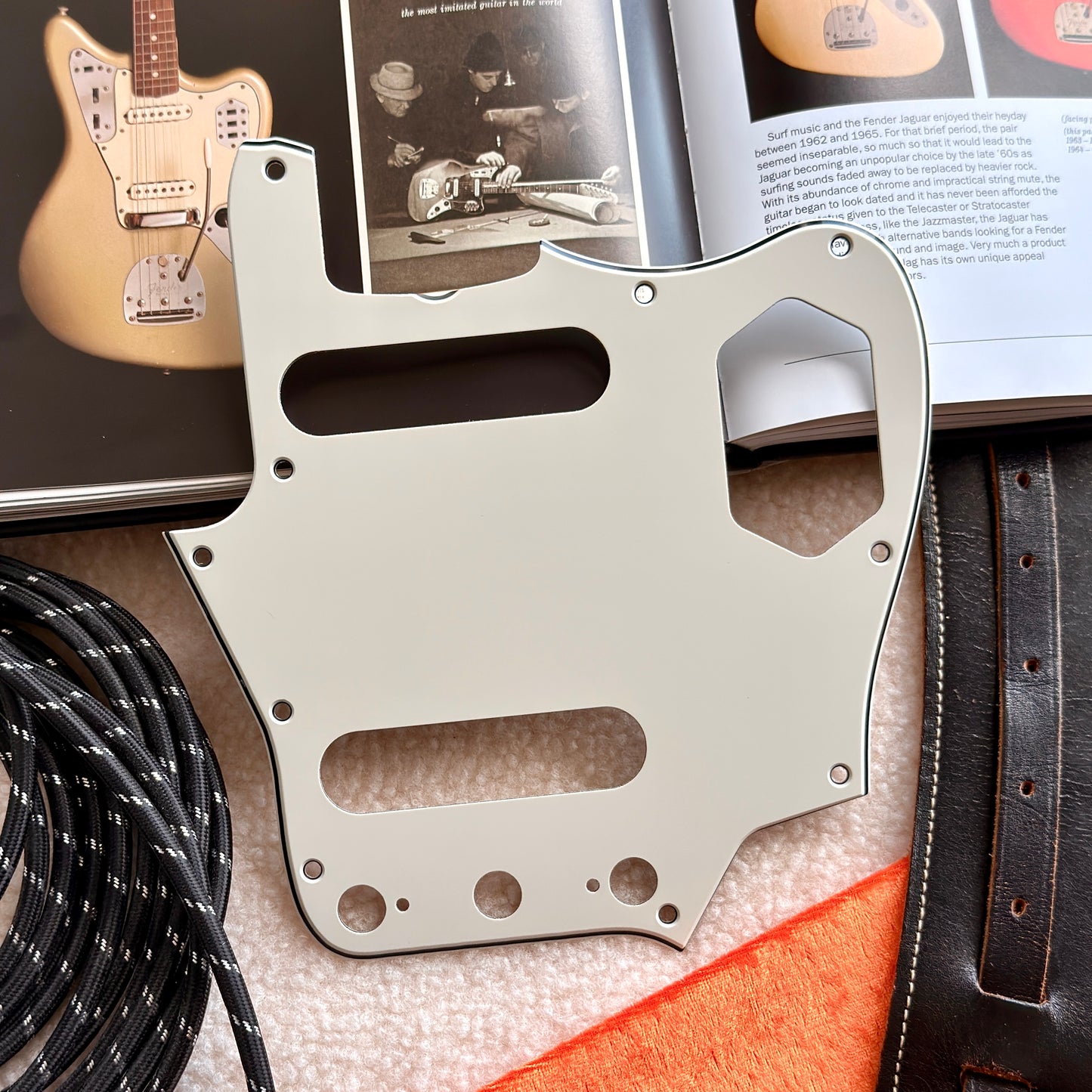 1960's Jaguar® Pickguard in White Parchment