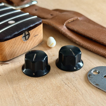 1962 Jaguar® Bakelite Knobs