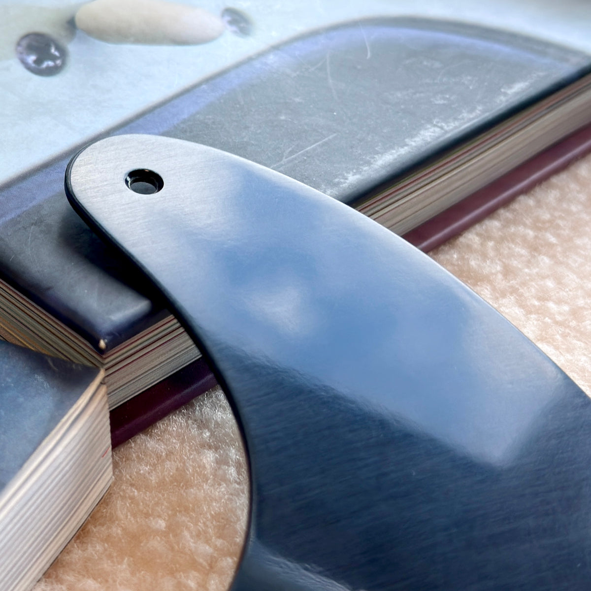 1950's Esquire® Bakelite Blackguard (Nitro Lacquered)