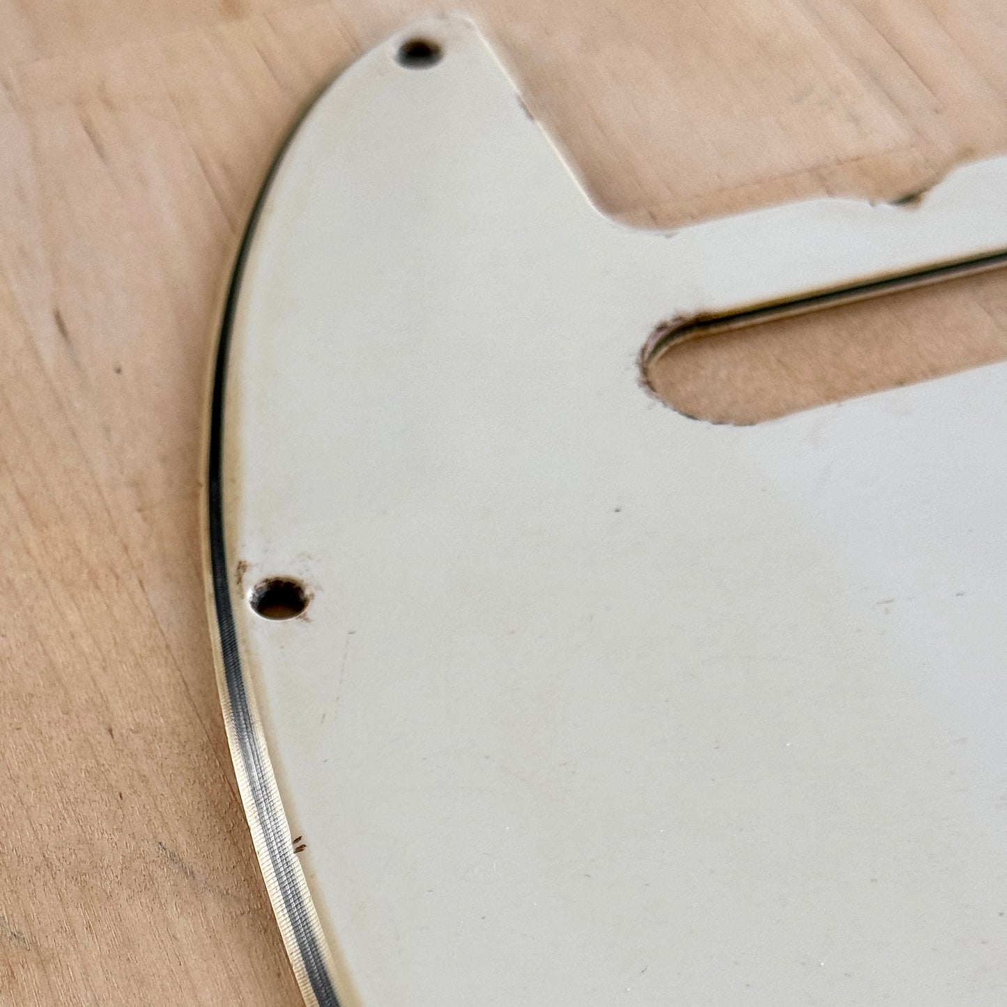 1960's Tele® Custom / Tele® Pickguard in White Parchment