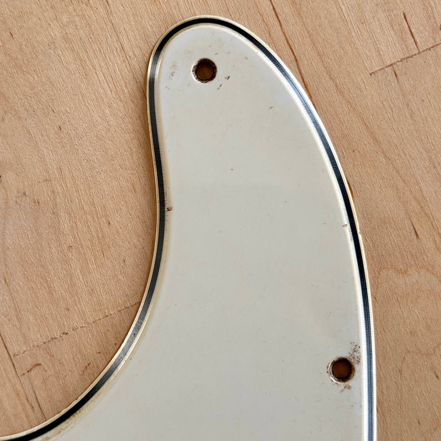 1960's Tele® Custom / Tele® Pickguard in White Parchment