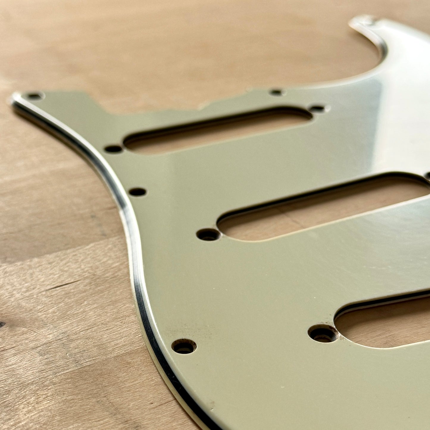 1962 Strat® Pickguard in Mint