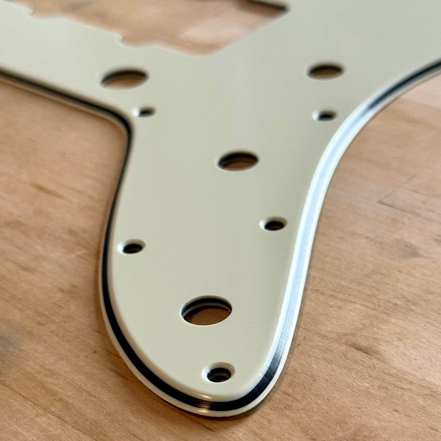 VOS • 1960 Jazzmaster® Pickguard in Mint