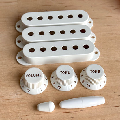 1957 Strat® Knobs, Covers & Tips (ABS Style)