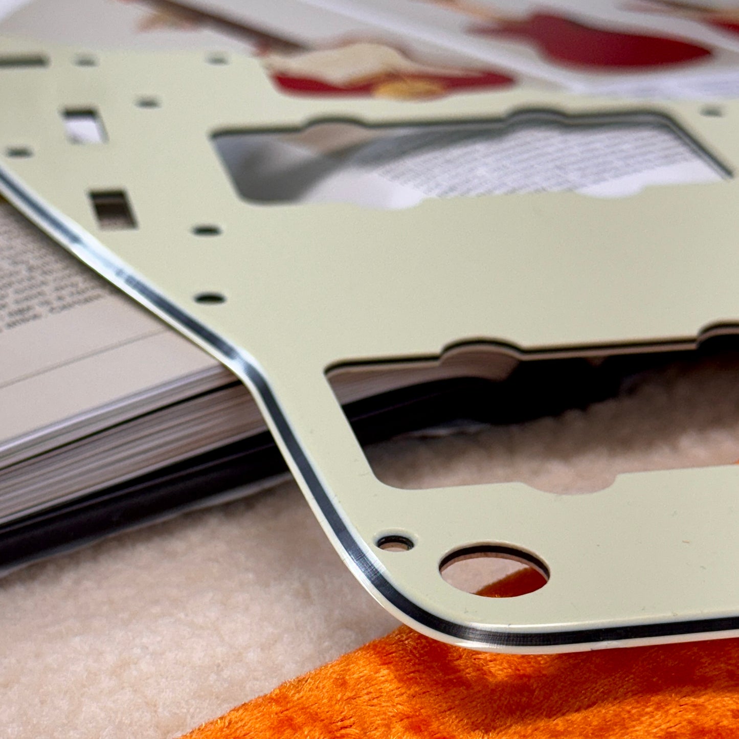 1960年代 Jazzmaster® ピックガード ミントカラー