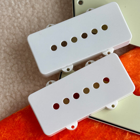 Jazzmaster® Pickup Covers in White